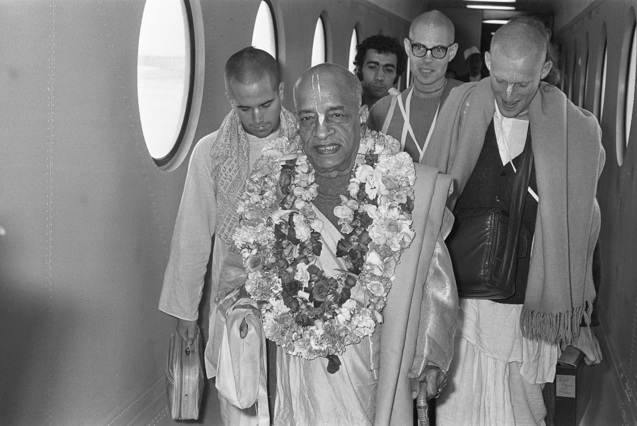 Śrīla Prabhupāda tanítványai körében